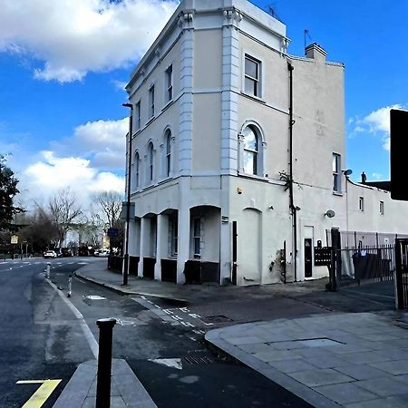 Modern Studios Queenspark London Ngoại thất bức ảnh